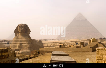 Grandi Piramidi e la Sfinge di Giza in Egitto, Africa Foto Stock