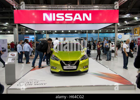 Atene, Grecia. 23 Ott, 2016. La nuova Nissan Micra Nationwide premiere delle ultime automobili direttamente dopo il Motor Show di Parigi (Mondial de l'Automobile 2016). Prossima fermata delle vetture più recenti premiere dopo il Motor Show di Parigi - Mondial de l'Automobile 2016 è stata Atene. Nuovi modelli, tecnologie e ampia gamma di accessori e parti presentato in greco pubblico dalle più grandi marche di automobili per 9 giorni. © Dimitrios Sotiriou/Pacific Press/Alamy Live News Foto Stock