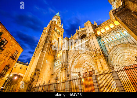 Toledo, Spagna. Catedral Primada Santa Maria de Toledo, costruita in stile Mudejar stile gotico (1226). Castilla la Mancha. Foto Stock