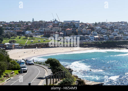 Per Bondi e Coogee a piedi è lungo 6 km situato in Sydneys sobborghi orientali Foto Stock