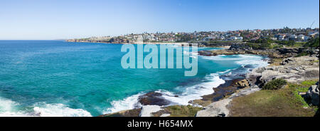 Per Bondi e Coogee a piedi è lungo 6 km situato in Sydneys sobborghi orientali Foto Stock