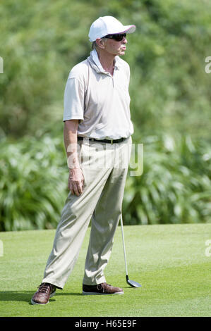 Michael Douglas durante il Mondo Celebrità Pro-Am 2016 Mission Hills Cina Torneo di Golf al Blackstone Corso su ottobre 23, 2016 in Haikou, Hainan provincia della Cina. | Verwendung weltweit Foto Stock