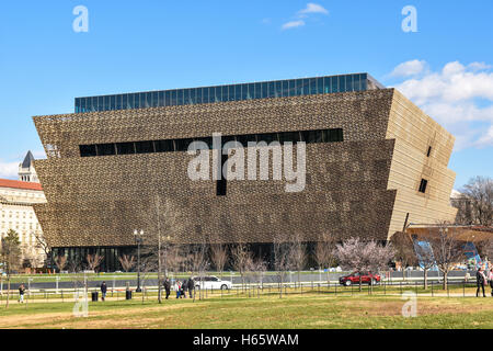 Washington DC, Stati Uniti d'America. Lo Smithsonian National Museum of African American Storia e cultura (NMAAHC). Foto Stock