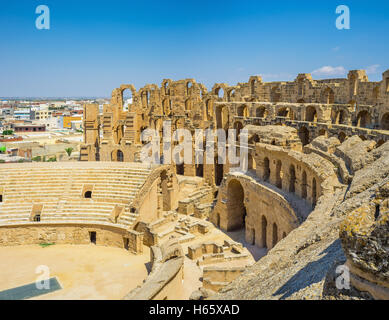 Il famoso anfiteatro di El Jem è uno dei meglio conservati monumenti di epoca romana, Tunisia. Foto Stock