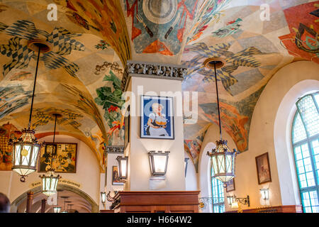 Hofbrauhaus interno a Monaco di Baviera Foto Stock