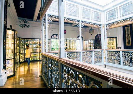 Al piano di sopra la lobby, Pinang Peranakan, Museo Lebuh Gereja, Georgetown, Penang, Malaysia Foto Stock