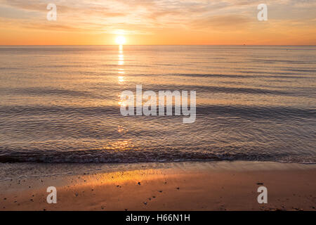 Tramonto a Adelaide la spiaggia di Brighton, Adelaide Australia Foto Stock