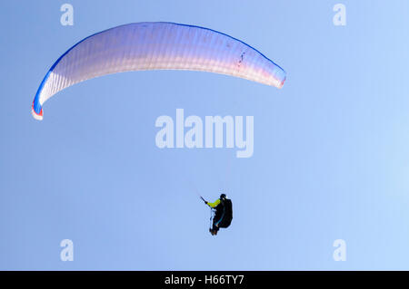 Oludeniz, Fethiye, Turchia. Ottobre 2016. Decine di parapendisti conquista il cielo per la XVII Oludeniz International Air Games Foto Stock