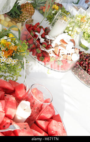 A buffet reception vini di frutta champagne Foto Stock