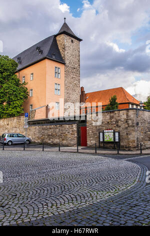 Hann. Münden, Bassa Sassonia, Germania. Welfenschloss vecchio castello ospita ora il archivi comunali, District Court & museum Foto Stock