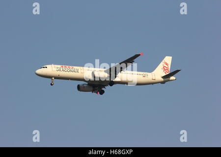 Airbus A321-100 di Dragonair. Foto Stock