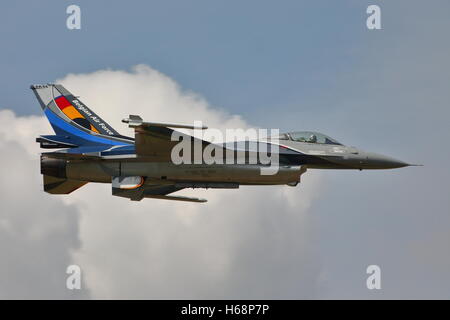 Aria belga Forza F-16A Fighting Falcon a Fairford RIAT 2014 Foto Stock