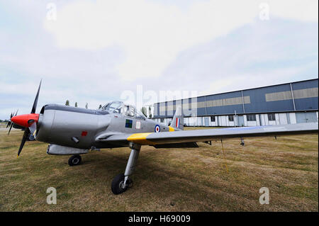 Un Percival P.56 Provost T1 a North Weald Airfield, Essex, Inghilterra, Regno Unito, Europa Foto Stock