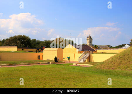 Fort Moultrie su Sullivan's Island in SC. Costruito nel 1776 per proteggere la città di Charleston. Foto Stock