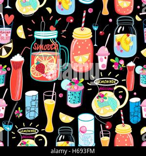 Seamless pattern luminoso con cocktail differenti su uno sfondo nero Illustrazione Vettoriale