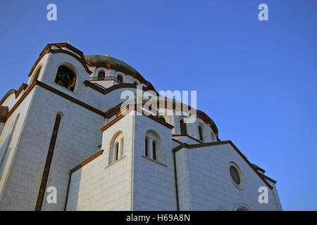 White cristiano ortodosso chiesa edificio. Foto Stock