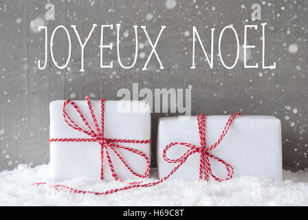 Due doni con i fiocchi di neve, Joyeux Noel significa Buon Natale Foto Stock