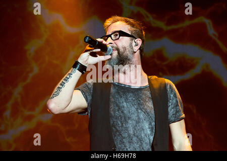 Marco Masini live presso Auditorium Conciliazione durante la Cronologia Tour 2015 Foto Stock