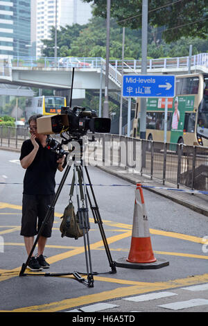 Il cameraman TV in street isola di Hong Kong Foto Stock