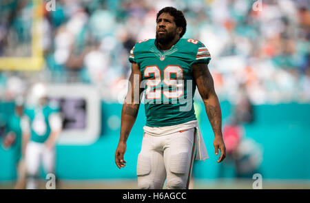 Giardini di Miami, Florida, Stati Uniti d'America. 26 ott 2016. Miami Dolphins running back Arian Foster (29) prima del suo ultimo gioco al Hard Rock Stadium di Miami, in Florida, il 23 ottobre 2016. © Allen Eyestone/Palm Beach post/ZUMA filo/Alamy Live News Foto Stock