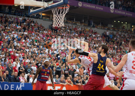 A Belgrado, in Serbia. 26 ottobre, 2016. Eurolega di Basket 2016/2017 Crvena Zvezda - Barcellona a Belgrado arena, i giocatori in azione. Foto Nikola Krstic Credito: Nikola Krstic/Alamy Live News Foto Stock