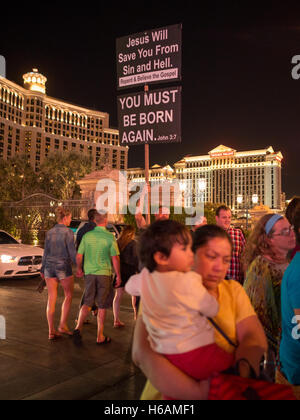 La predicazione di notte nella Striscia di Las Vegas Foto Stock