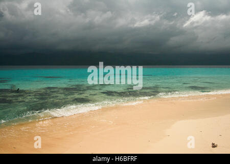 Isola abitata. Gorontalo, Sulawesi. Indonesia Foto Stock