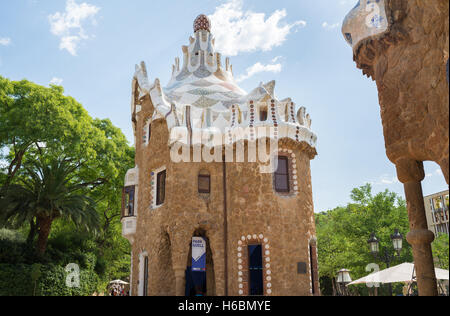 Barcellona, Spagna - 4 agosto 2016: Parc Güell dettaglio. Foto Stock