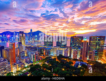 Della città di Hong Kong il tramonto , Tsim Sha Tsui area Foto Stock