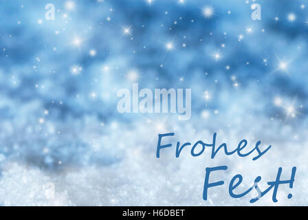 Blu sfondo spumanti, neve Frohes Fest significa Buon Natale Foto Stock