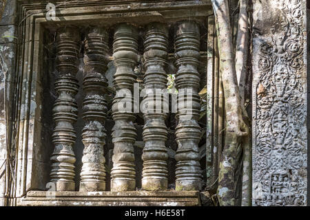 Rovine dei templi, Boeng Mealea, aka Boeng Mealea, Siem Reap, Cambogia Foto Stock