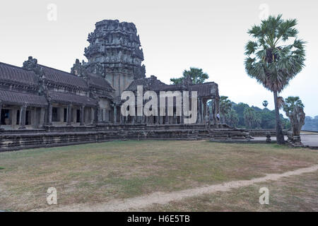 Corridoi, architettura Khmer, Angkor Wat, Cambogia Foto Stock