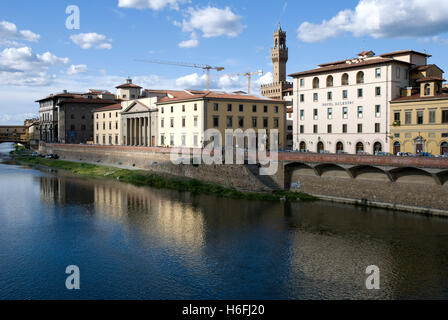 Panorama sul fiume Arno, Firenze, Toscana, Italia, Europa Foto Stock