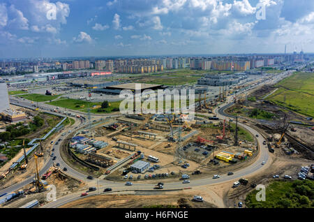 Costruzione di due livelli di risultato sulla strada di bypass Foto Stock