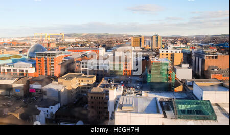 Vista dal Municipio di Belfast, guardando verso est a Belfast. Foto Stock