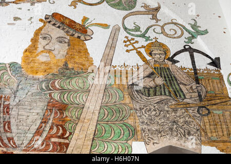 La pittura murale di San Clemente, patrono dei naviganti, sulla destra, Cattedrale di Aarhus, Aarhus, Danimarca Foto Stock