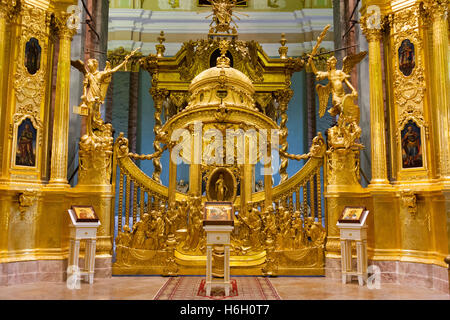 L'iconostasi, San Pietro e San Paolo, la cattedrale, la Fortezza di Pietro e Paolo, San Pietroburgo, Russia Foto Stock