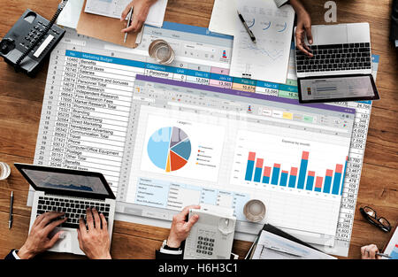 Documento del foglio di calcolo finanziario Concetto di report Foto Stock
