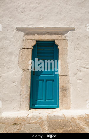 Porta blu a Mykonos, Grecia Foto Stock