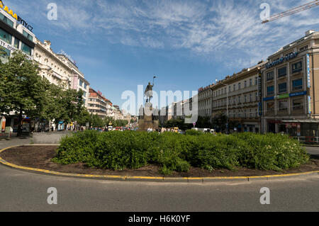 La statua equestre di San Venceslao, patrono della Boemia in Piazza Venceslao, Praga, Repubblica Ceca. Foto Stock