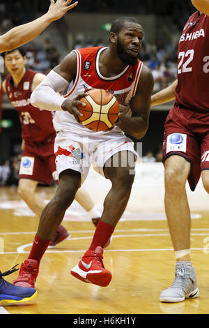 Kanagawa, Giappone. 29 ott 2016. Olu Ashaolu (Neophoenix) Basket : 2016-17 B.LEAGUE Prima Divisione corrispondenza tra Kawasaki Brave Thunders 84-66 SAN-EN Neophoenix a Todoroki Arena di Kanagawa, Giappone . © Yusuke Nakanishi AFLO/sport/Alamy Live News Foto Stock