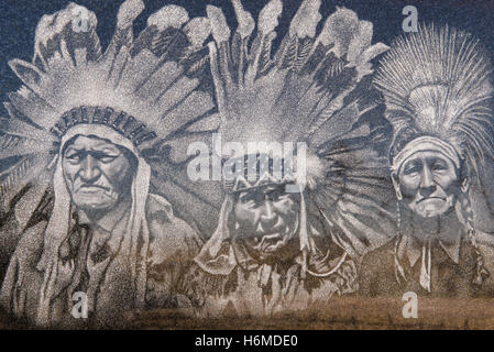 Le riflessioni di acqueforti di guerrieri indiani, Indian Memorial a Little Bighorn Battlefield National Monument, Montana USA Foto Stock