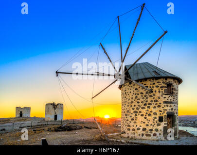 Vista di Bodrum e il vecchio mulino a vento, Turchia Foto Stock