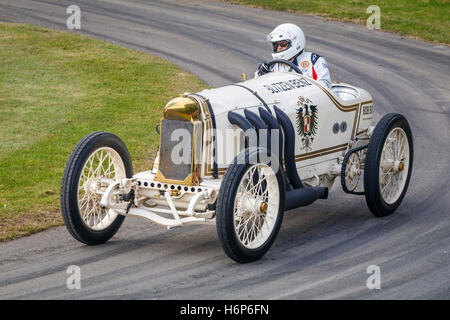 1909 Benz 200 'Blitzen Benz" al 2016 Goodwood Festival of Speed, Sussex, Regno Unito. Driver, William Evans. Foto Stock