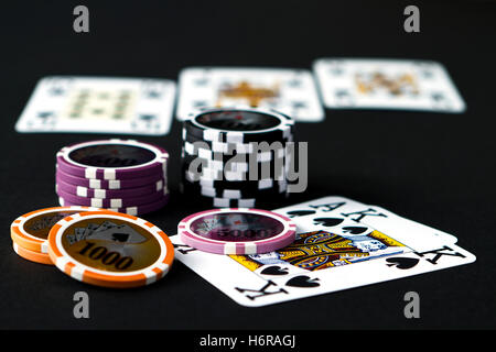 Casino a filo cast texas house building girare volteggiano quattro friendly tipo casino tre gioco scheda alta a filo piatto in ghisa bluff pieno Foto Stock