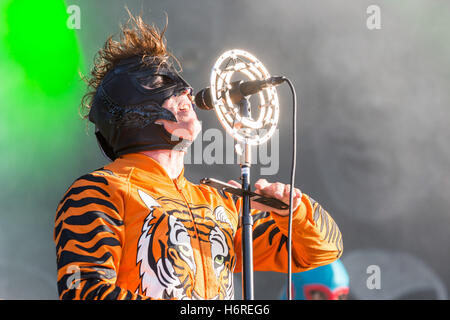 New Orleans, Louisiana, Stati Uniti d'America. 30 ott 2016. MAYNARD JAMES KEENAN di Puscifer esegue dal vivo presso il Voodoo Music Arts esperienza a New Orleans, Louisiana © Daniel DeSlover/ZUMA filo/Alamy Live News Foto Stock