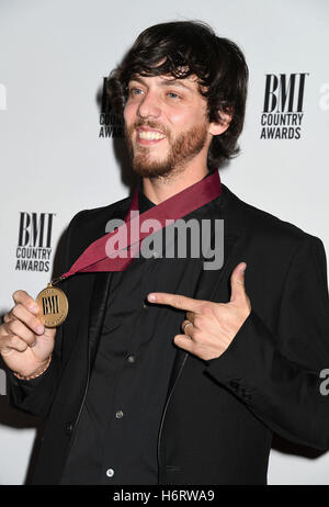 Nashville, TN, Stati Uniti d'America. 1 Nov, 2016. 01 Novembre 2016 - Nashville, Tennessee - Chris Janson. 64Th annuale Paese BMI Awards, 2016 BMI Country Awards, tenutasi a BMI Music Row quartier generale. Photo credit: Laura Farr/AdMedia Credito: Laura Farr/AdMedia/ZUMA filo/Alamy Live News Foto Stock