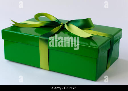 Gift Wrapped in verde Foto Stock