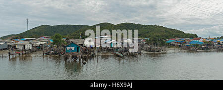 La pesca, mare, comunità, acqua, paesaggio, casa, rurale, barca, villaggio, bella, parco, natura, città artica, honningsvag, Foto Stock