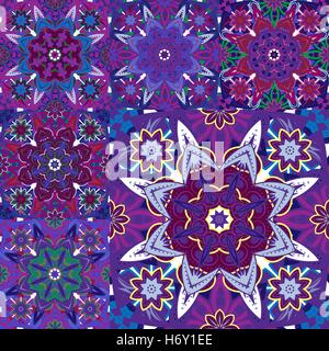 Set di seamless pattern colorati in stile orientale. L'Islam, l'Arabo, motivi asiatici Illustrazione Vettoriale